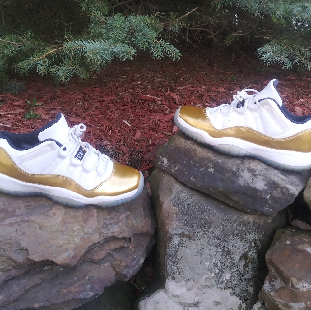Air Jordan 11 Retro Low 'Closing Ceremony'